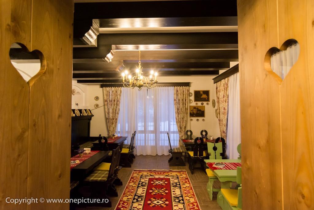 Hanul Haiducilor Obarsia-Lotrului Εξωτερικό φωτογραφία